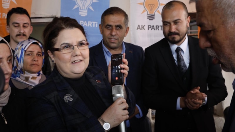 Cumhurbaşkanı Erdoğan, Derya Yanık'ın programında telefonda vatandaşlarla görüştü