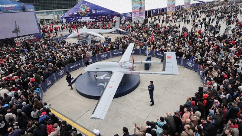 TEKNOFEST alanında TB3'e büyük ilgi