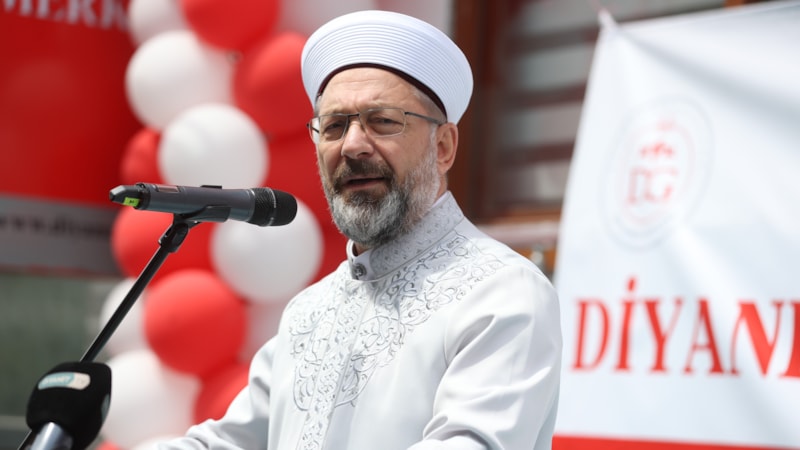 Ali Erbaş: Gençlerimizi yetiştirmek için büyük bir gayretin içerisinde olacağız