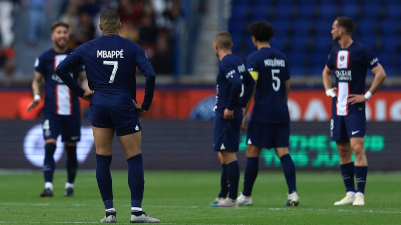 Paris Saint-Germain evinde Lorient'e kaybetti