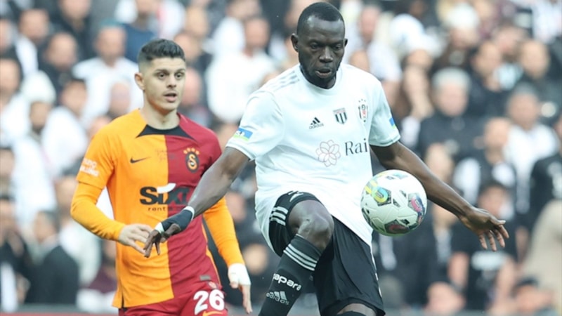 Galatasaray'a Milot Rashica'dan kötü haber: Premier Lig'den talip çıktı