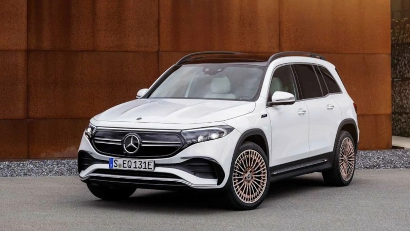 Mercedes-Benz, yüksek hızları ücretli abonelik ile satacak