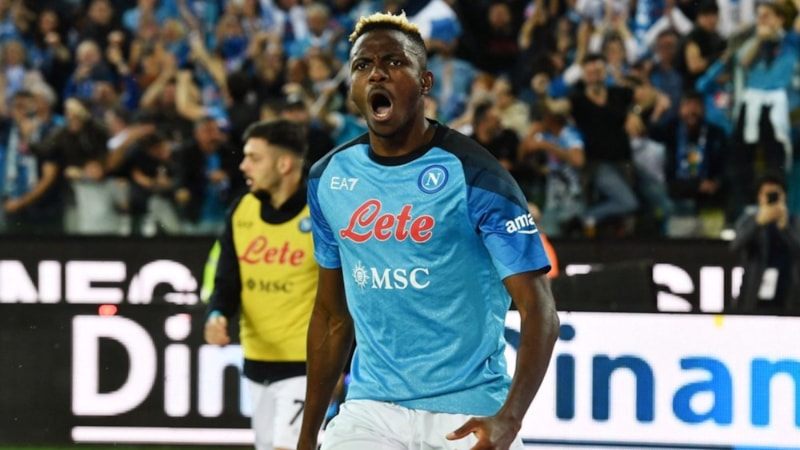 Napoli, 33 yıl sonra İtalya Serie A'da şampiyonluğa ulaşmayı başardı