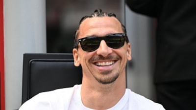 Zlatan Ibrahimovic'in yeni saç stili olay oldu! Görenler tanıyamıyor