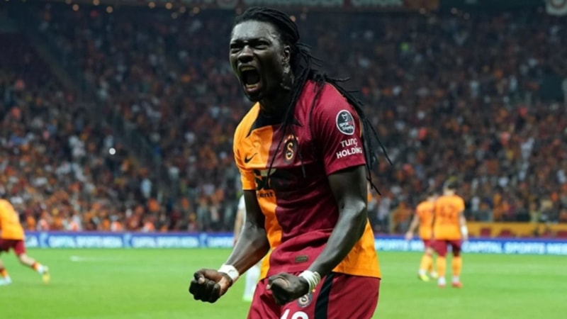 Bafetimbi Gomis affedildikten sonra formaya hasret kaldı