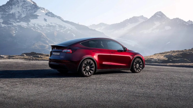 Tesla, ABD'de araç fiyatlarına yine zam yaptı