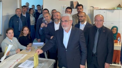 HÜDA PAR Genel Başkanı Zekeriya Yapıcıoğlu oyunu kullandı