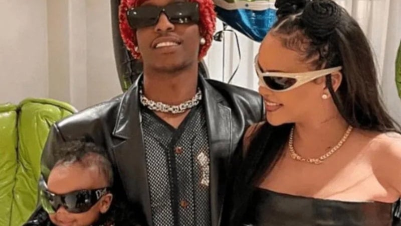 Rihanna'nın oğlu 1 yaşında