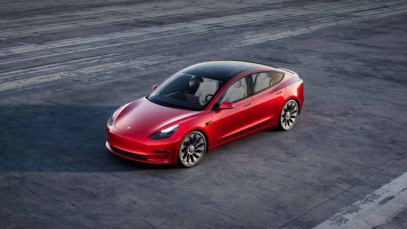 Elon Musk, ucuz otomobilini duyurdu: Tesla Model 2