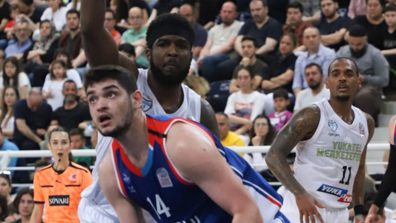 Anadolu Efes, Merkezefendi Belediyesi Basket’i rahat geçti