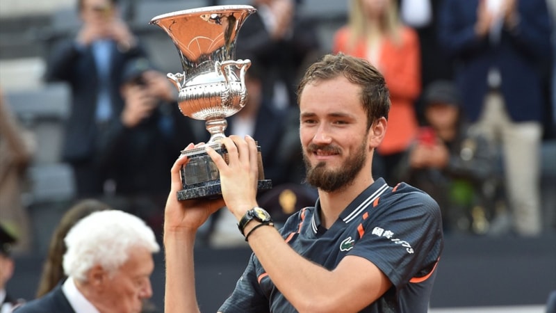 Roma Açık'ta şampiyon Daniil Medvedev