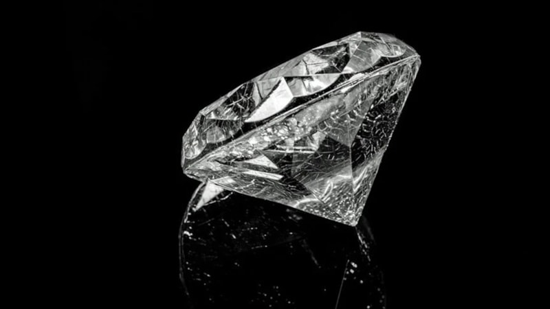 Rusya'nın elmas ihracatı yaptırım kıskacında