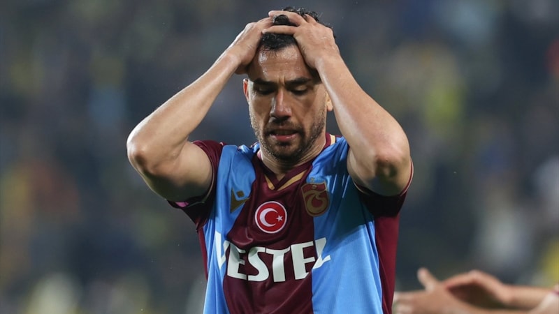 Trezeguet'den Samet Akaydin açıklaması: İyi ki o an tükürdüğünü görmedim