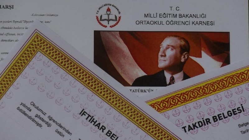 Karneler ne zaman verilecek? 2. dönem karne günü 2023