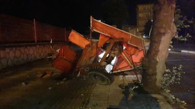 Çorum'da otomobille elektrikli motosiklet çarpıştı: İki kişi yaralandı