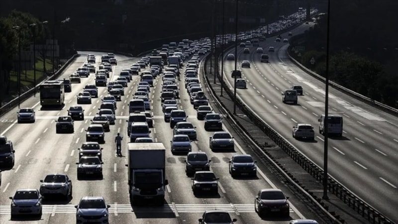 Trafiğe kaydı yapılan taşıt sayısı yüzde 50 arttı