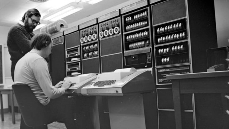 İnternet tarihinin ilkleri nelerdir? İnternet tarihinin ilk arama motoru, ilk e-postası..