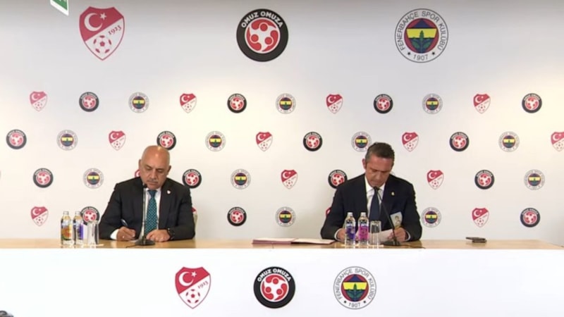 Ali Koç, depremzedelere bağışlayan konteynerlerin imza töreninde konuştu