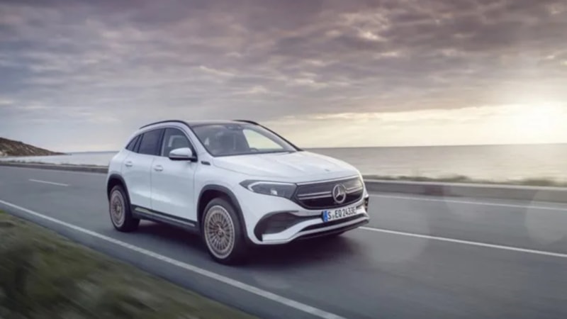 Elektrikli yeni Mercedes EQA 250+ ve EQB 250+ Türkiye’de