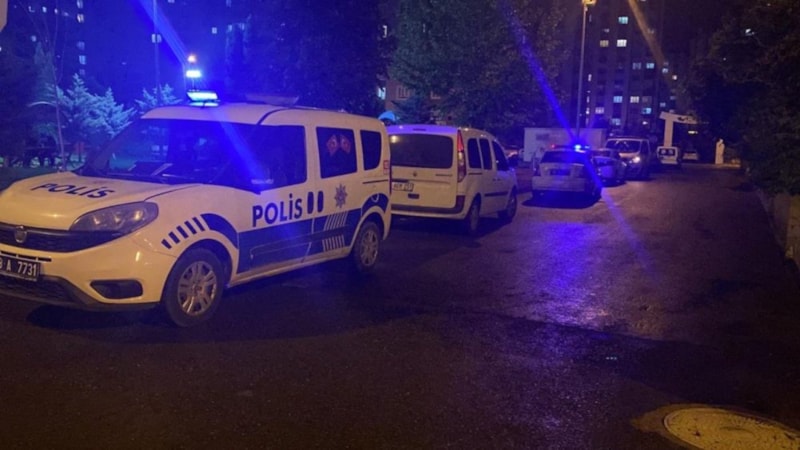 Kayseri'de 14 katlı binanın penceresinden düştü