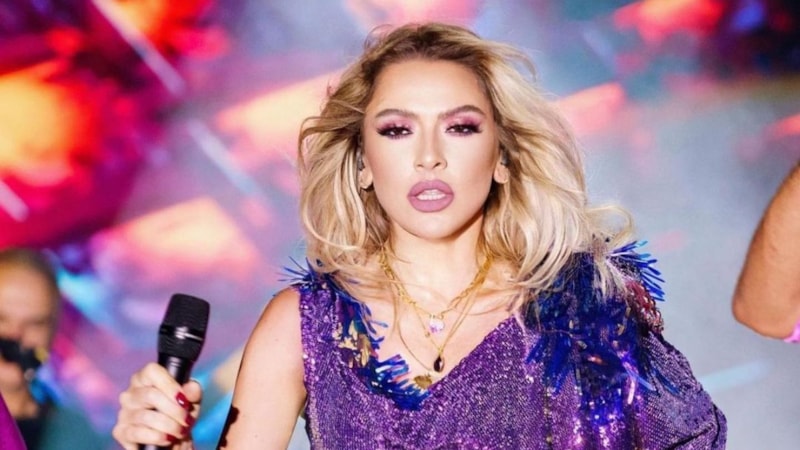 Hadise, hastaneye kaldırıldı