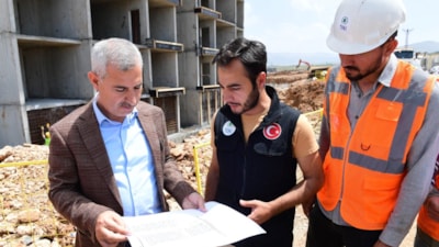 Malatya'da yükselmeye devam eden afet konutları ekipler tarafından incelendi