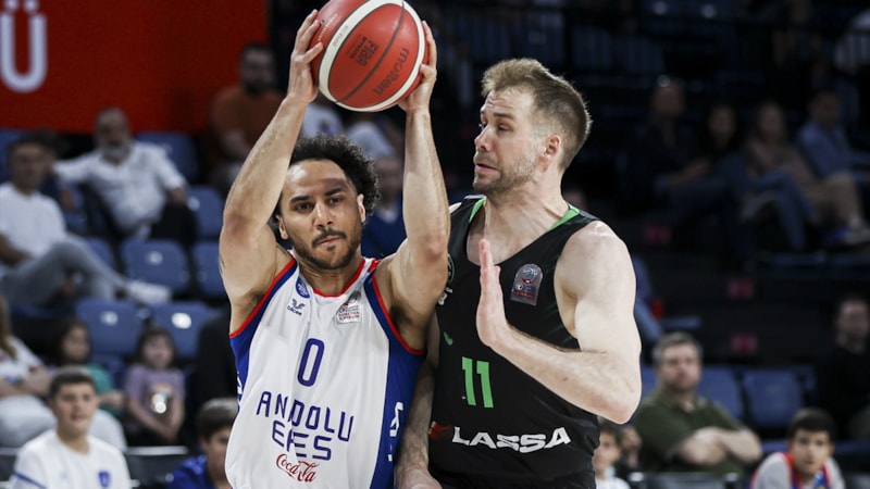 Serinin ilk maçında kazanan Anadolu Efes