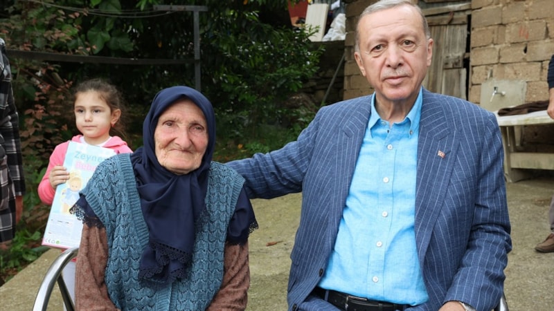 Cumhurbaşkanı Erdoğan'dan eski komşusuna ziyaret