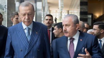 TBMM Başkanı Mustafa Şentop'tan Cumhurbaşkanı Erdoğan'a tebrik telefonu