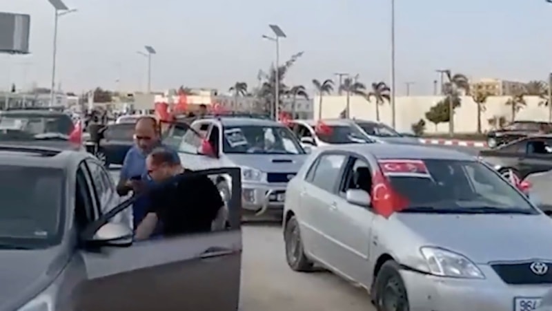 Moritanyalı müslümanlar, ABD büyükelçiliği önünde Erdoğan'ın zaferini kutladı