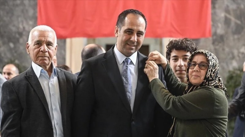 Milletvekilleri kayıt yaptırmaya devam ediyor