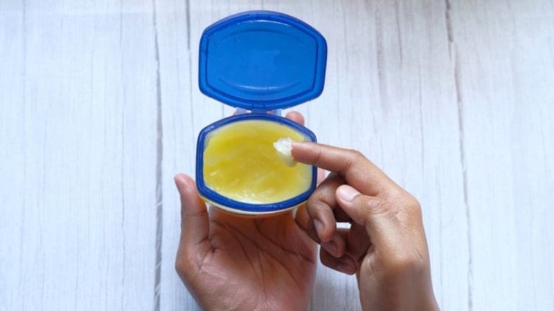 Vazelinin faydaları nelerdir? Vazelinin yok artık dedirten mucizevi faydaları..