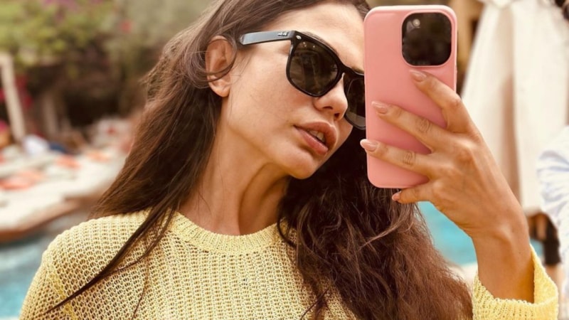 Demet Özdemir, yaz sezonunu açtı