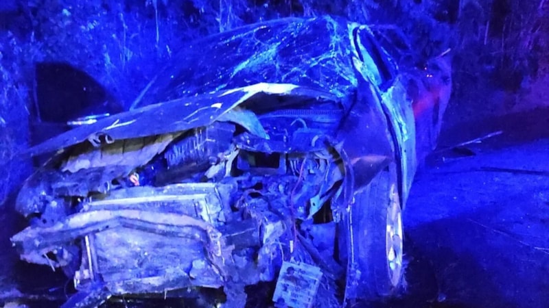 Batman'da kontrolden çıkan otomobilin takla attığı kazada 4 kişi yaralandı