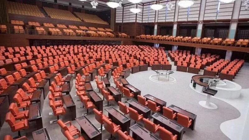 Meclis Başkanı seçildi mi, adaylar kimler?  30. TBMM Başkanı kim oldu?