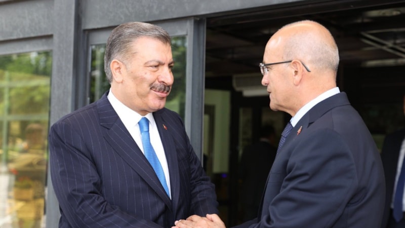 Fahrettin Koca'dan Mehmet Şimşek'e ziyaret