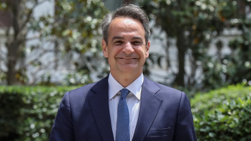 Kiryakos Miçotakis'ten 3. kez sandığa gidilebilir mesajı