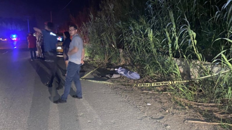 Antalya'da seyir halindeki taksiden atlayan alkollü turist midibüsün altında kaldı