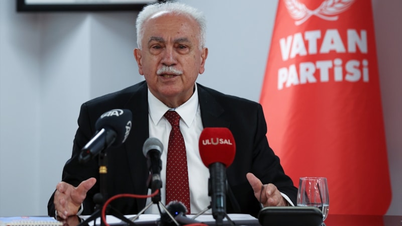 Vatan Partisi Genel Başkanı Perinçek'ten İsveç'in NATO'ya üyeliğine tepki