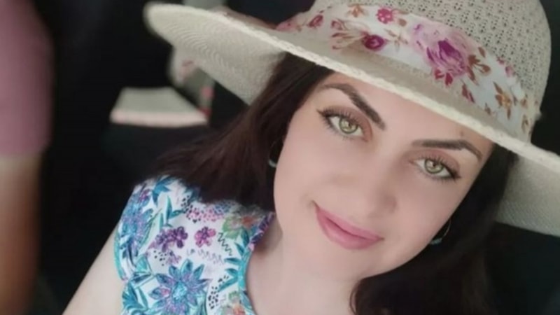 Sivas'ta nişanlısı ile geçirdiği kazada ölen genç kadın toprağa verildi