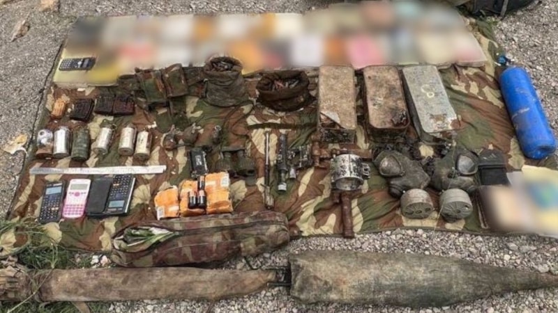 Pençe Yıldırım bölgesinde arama-tarama faaliyetlerinde teröristlere ait yaşam malzemesi bulundu