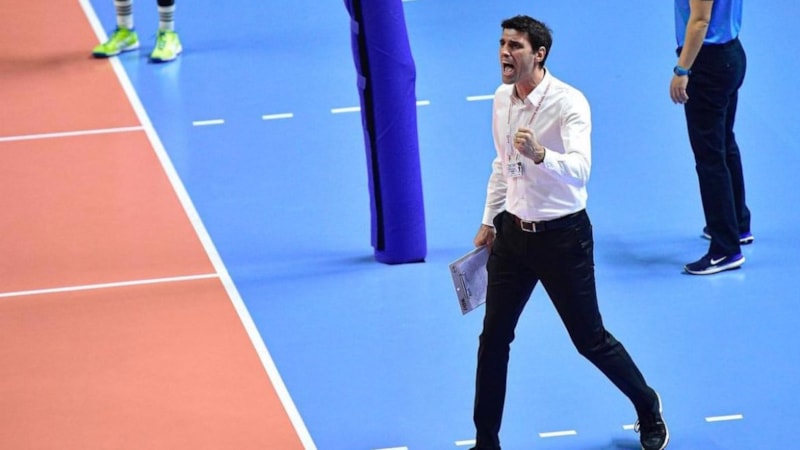 Galatasaray, başantrenör Umut Çakır'ın sözleşmesini yeniledi