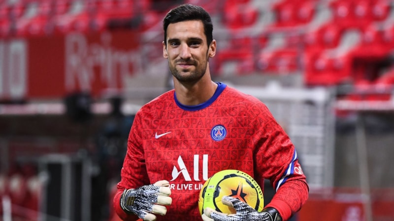 Sergio Rico, komadan çıktı