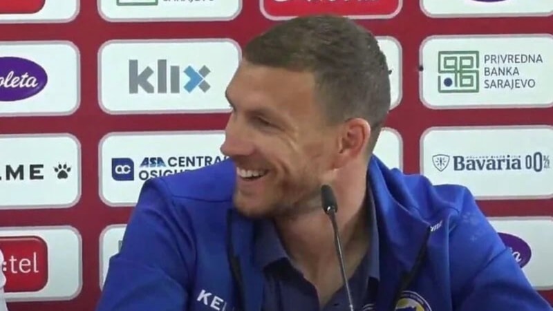 Edin Dzeko, Fenerbahçe sorusu karşısında gülümsedi