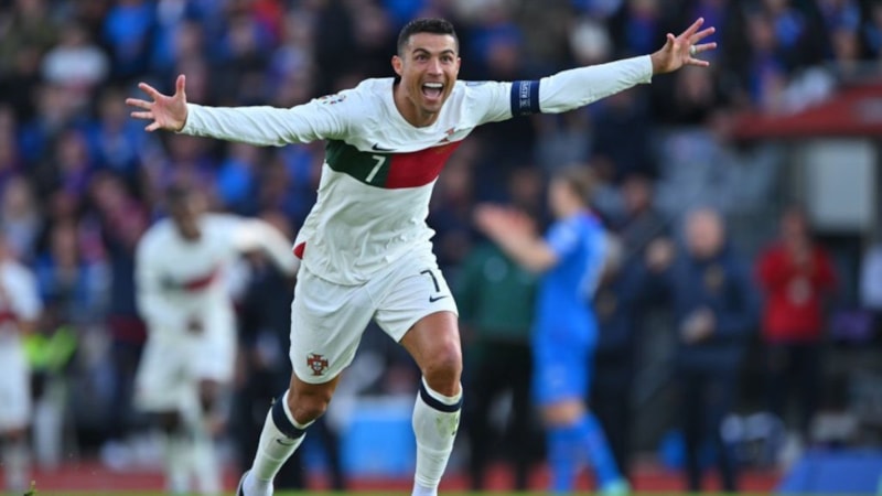 Cristiano Ronaldo, Guinness Rekorlar Kitabı'na girdiği gecede golünü attı