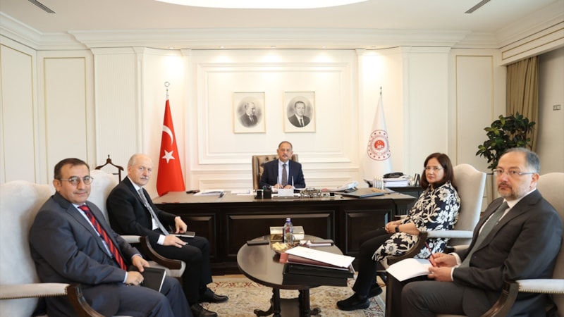 Bakan Mehmet Özhaseki'den 'kentsel dönüşüm' mesajı