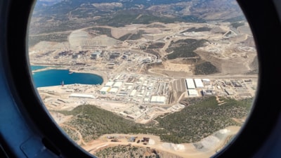 İlk reaktörün bu yıl devreye alınacağı Akkuyu Nükleer Güç Santrali havadan görüntülendi