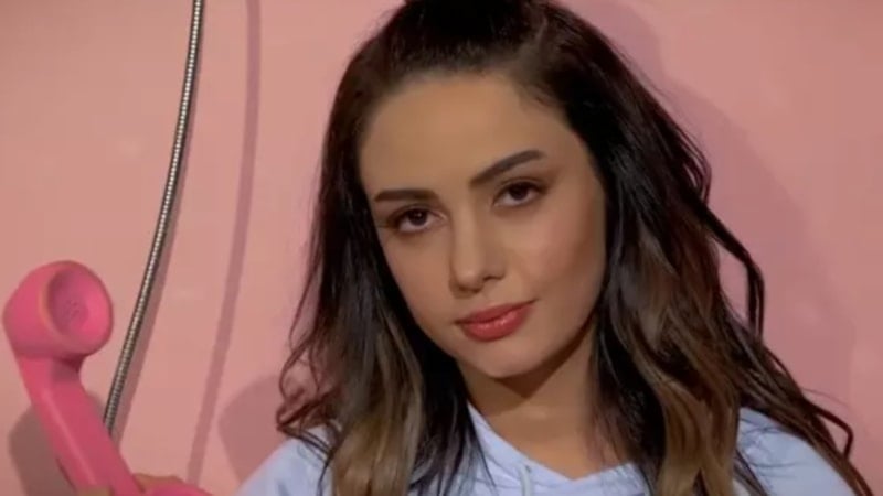 Ece Ronay estetiksiz hali