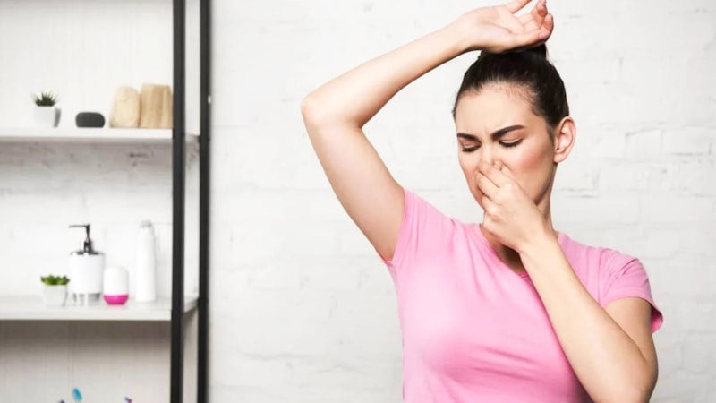 Terlemeyi anında kesiyor! Ter kokusu nasıl geçer? İşte ter kokusunu yok edecek öneriler..