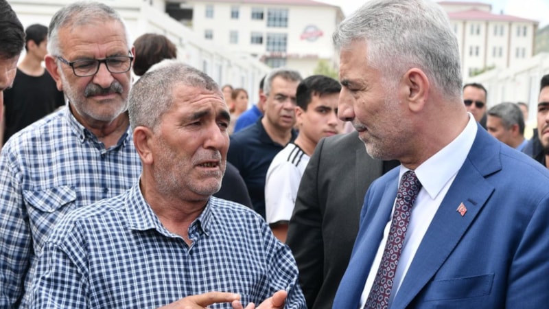 Ticaret Bakanı Ömer Bolat Adıyaman'da iş dünyası ve vatandaşlarla buluştu